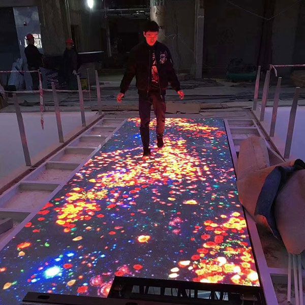 P5 indoor high-definition LED tile screen